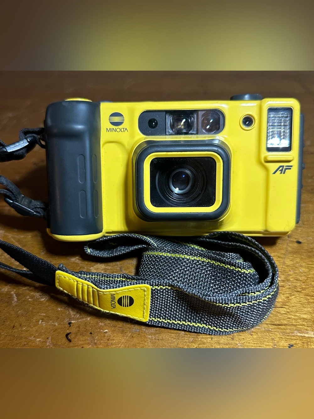 Minolta Vectis Weathermatic Dual 35mm Point & Shoot Rugged AF Film Camera